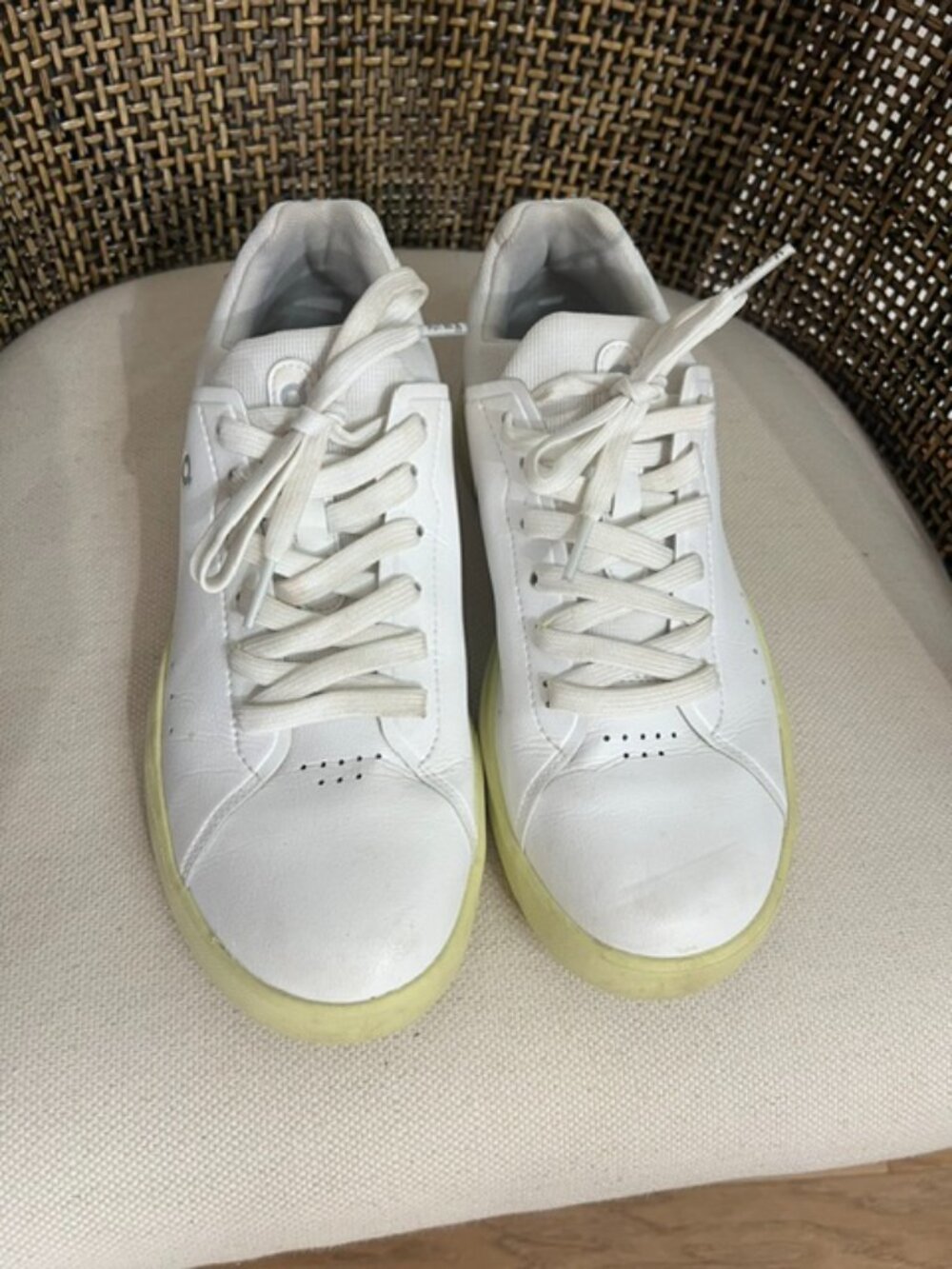 On Running Roger Advantage 1 Womens Size 8 - Picture 3 of 6
